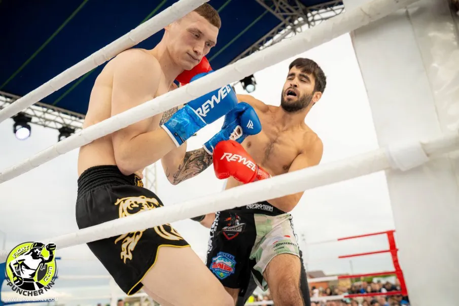 Турнир Emerald Fight SuperSeries 3: борьба, эмоции и победы в Красных Баках! 